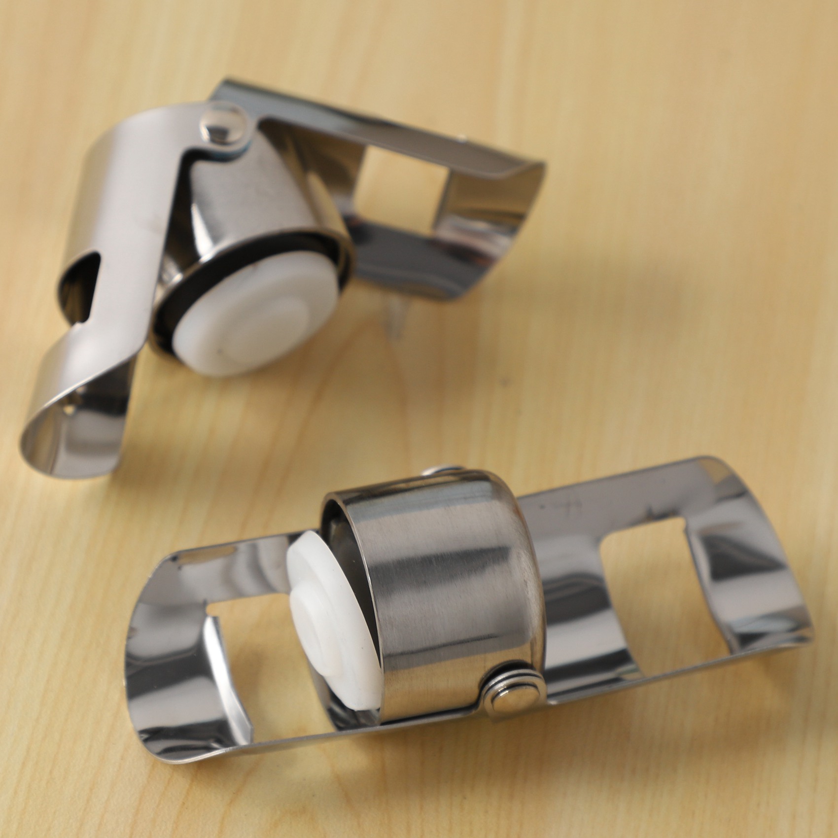 J1UL1N Wine Champagne Bottle S - đánh giá và giá Wine Stopper Vacuum