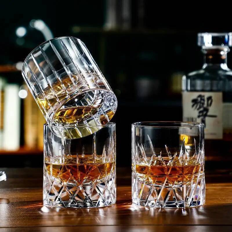250ml Clear Carved Whiskey Cry - đánh giá và giá Wine Xo